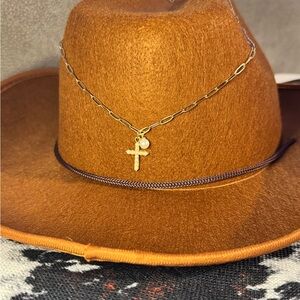 Mary (Good Cross Necklace)